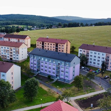 Apartman Kovarska U Klinovce Exterior foto